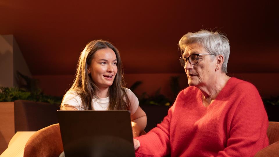 Lenkje til artikkel: Pilotprosjekt for digital inkludering av eldre